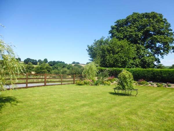 Tynddol Bungalow Llanbadarn Fynydd Экстерьер фото